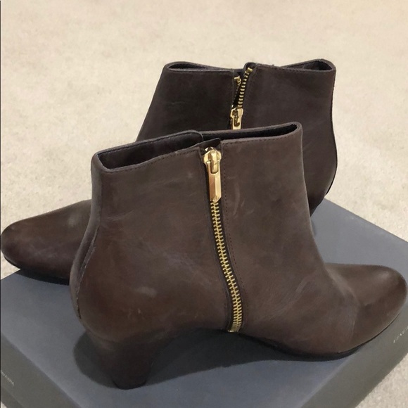 *NEW* Sam Edelman Brown Leather Booties - Picture 4 of 8